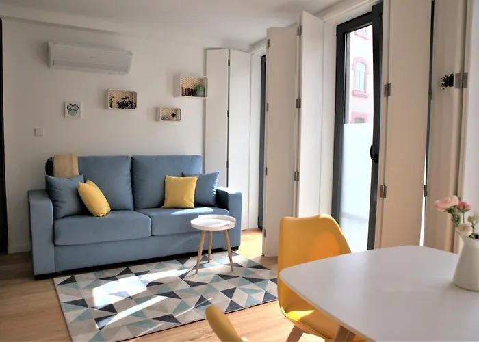 New! Colorful And Central